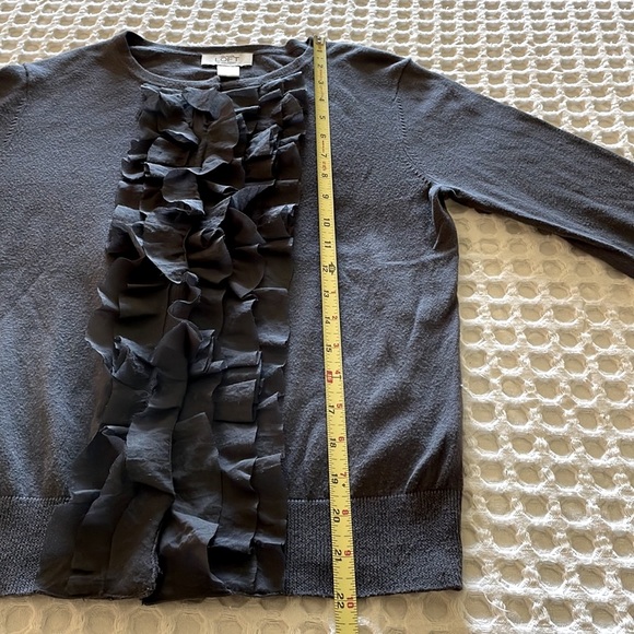 Ann Taylor Loft Ruffled Front Cardigan, Gray, Size Small - Picture 5 of 8